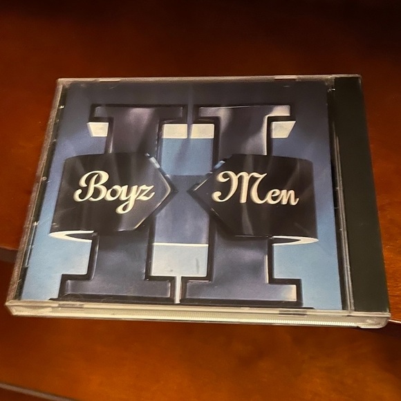 BOYZ TO MEN II CD Released 1994 is an Absolutely Awesome CD - Picture 3 of 5